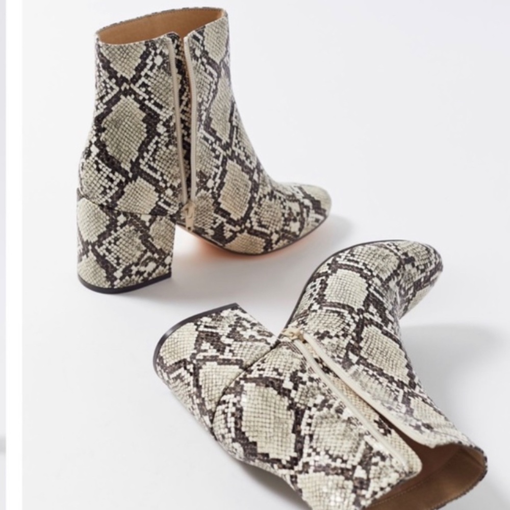UO Margot Patent Snake Boots - Picture 2 of 3
